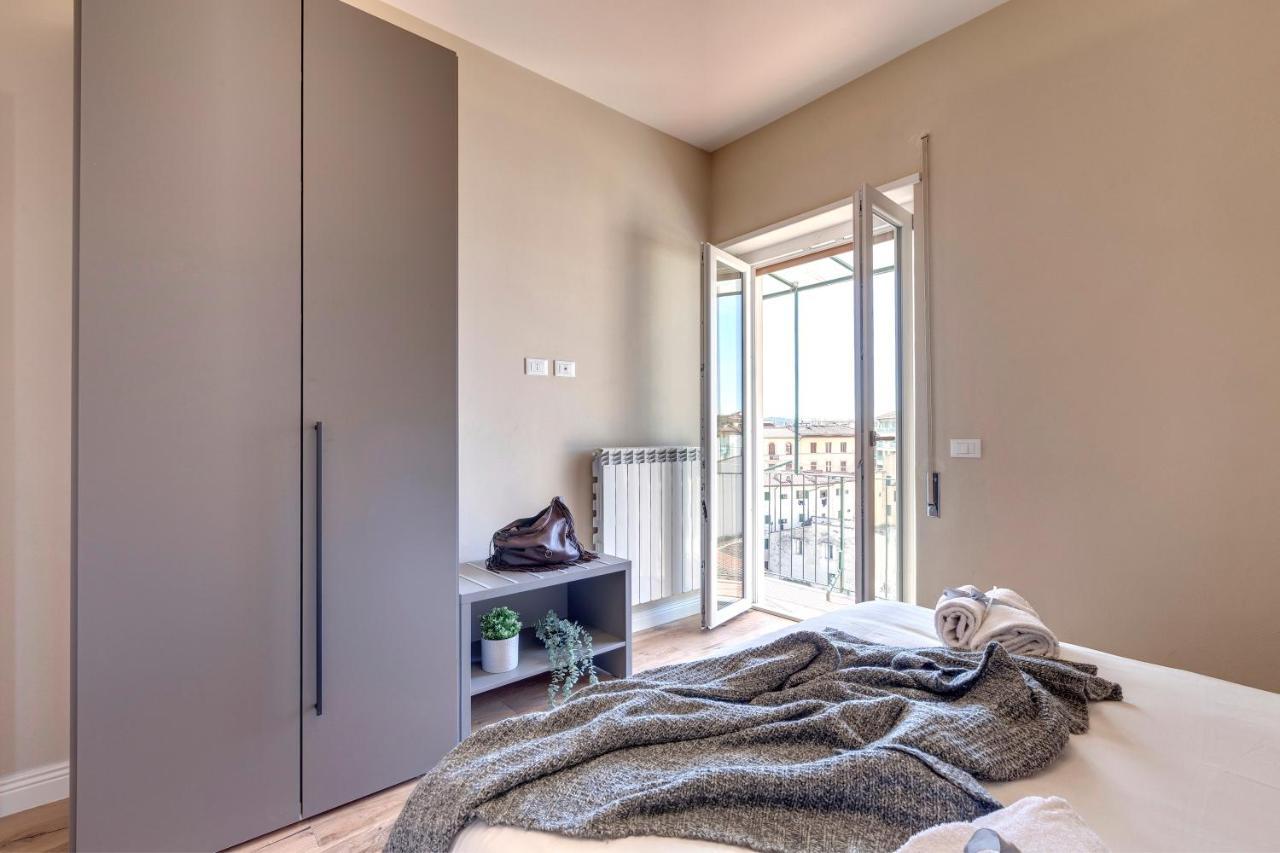 Khione Apartment By Mamo Firenze Bagian luar foto